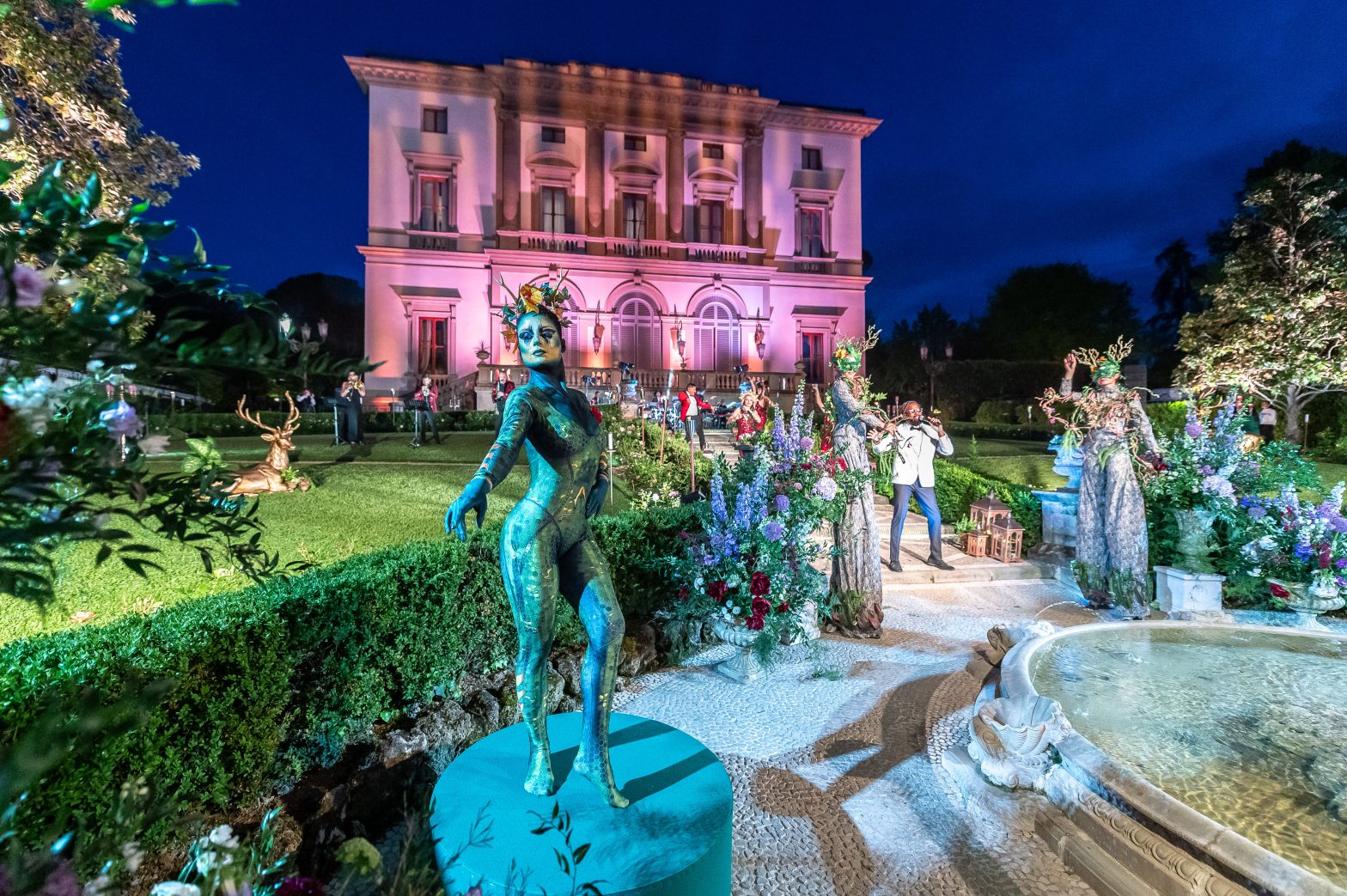 woman statue of enchanted forest